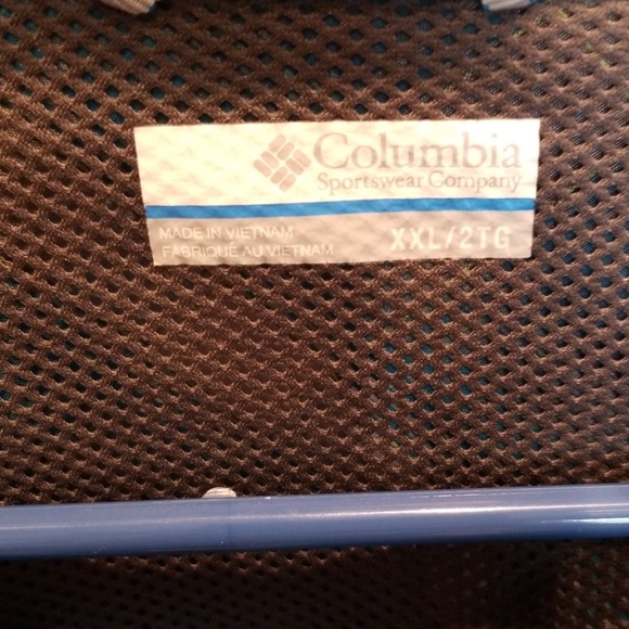 🌍Mens columbia button down shirt - Picture 2 of 3